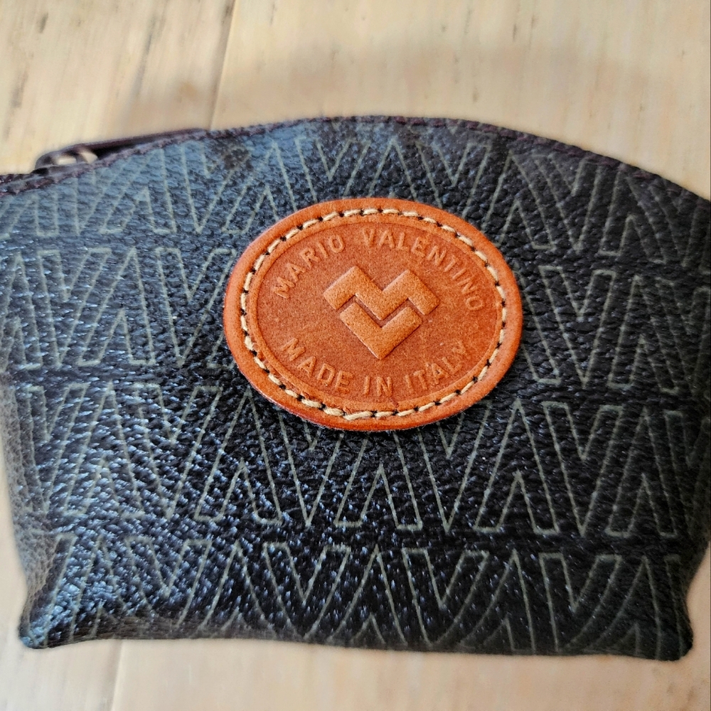 Mario valentino coin purse vintage new